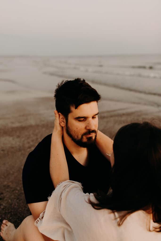 Photo de couple sur la plage de Ouistreham